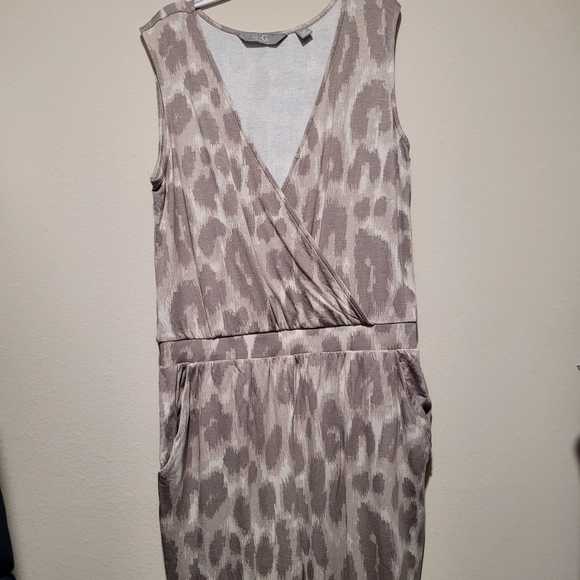 Jogger Jumpsuit  leopard - Picture 2 of 2